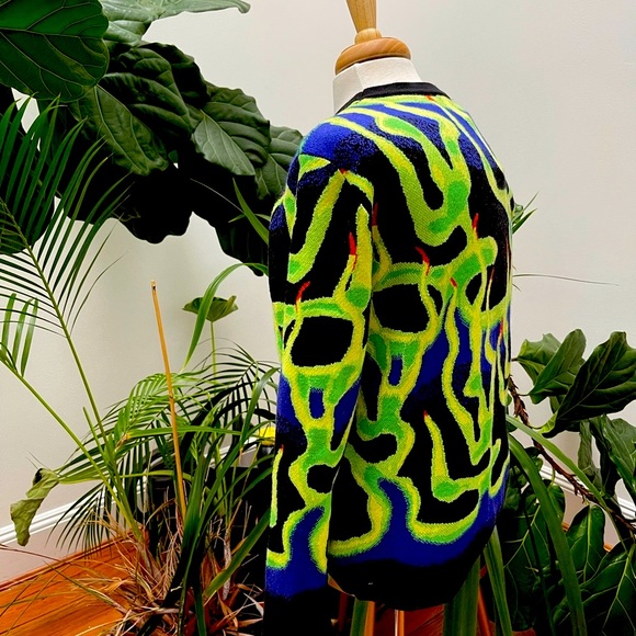 Louis Vuitton Knitted Sweater - Picture 3 of 5